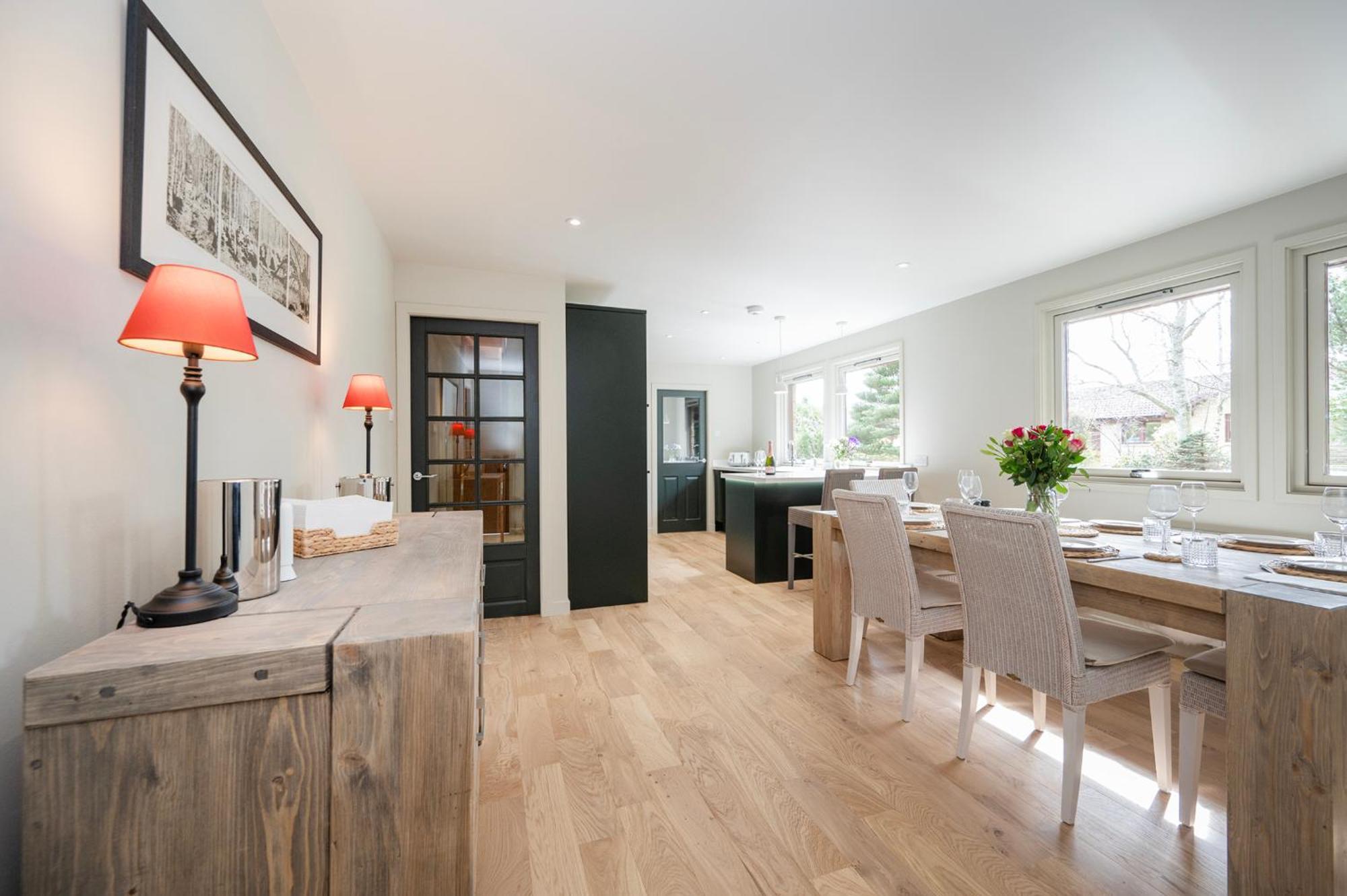 Greenwood - Stunning Scandinavian Style In The Heart Of Royal Deeside Holiday home *